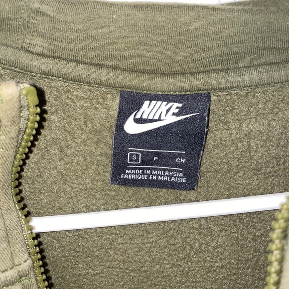 nike jacket - Picture 2 of 2